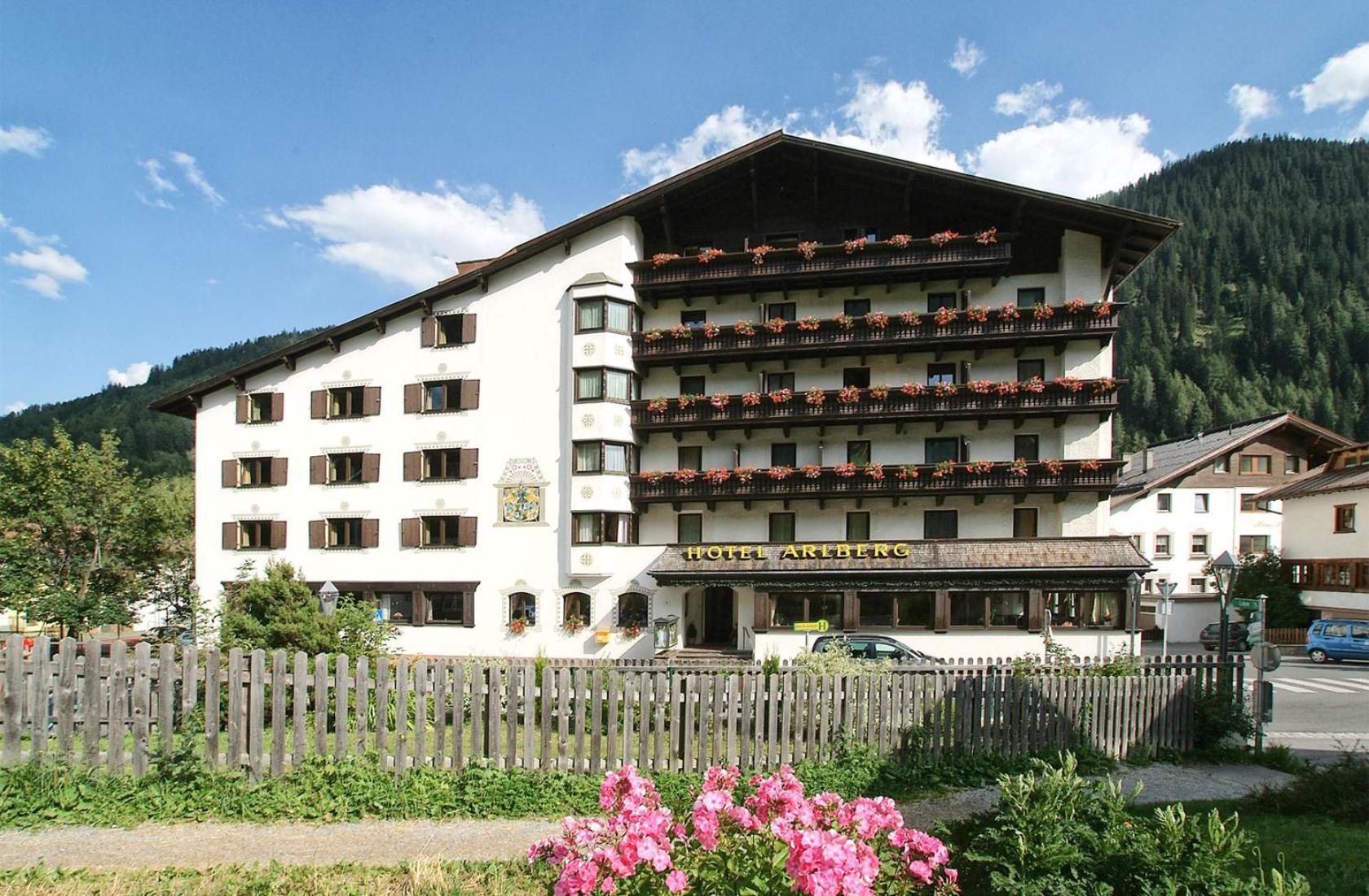 Heart Hotel Arlberg Sankt Anton am Arlberg Exterior photo
